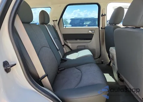 2011 Mazda Tribute I из США, поврежденный, VIN 4F2CY0C78BKM07277